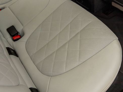 Used 2023 BMW X5 sDrive40i w/ M Sport Package image 38