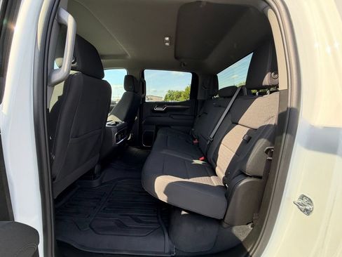 Used 2025 GMC Sierra 1500 Elevation AWD/4WD image 6