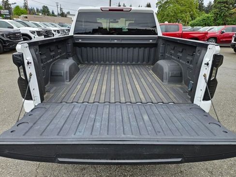 Used 2020 Chevrolet Silverado 1500 LT w/ Fleet Comfort Package AWD/4WD image 13
