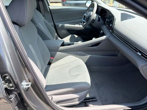New 2026 Hyundai Elantra SEL Sport Premium FWD image 27
