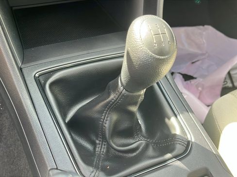 Used 2019 Subaru Impreza 2.0i AWD/4WD image 16