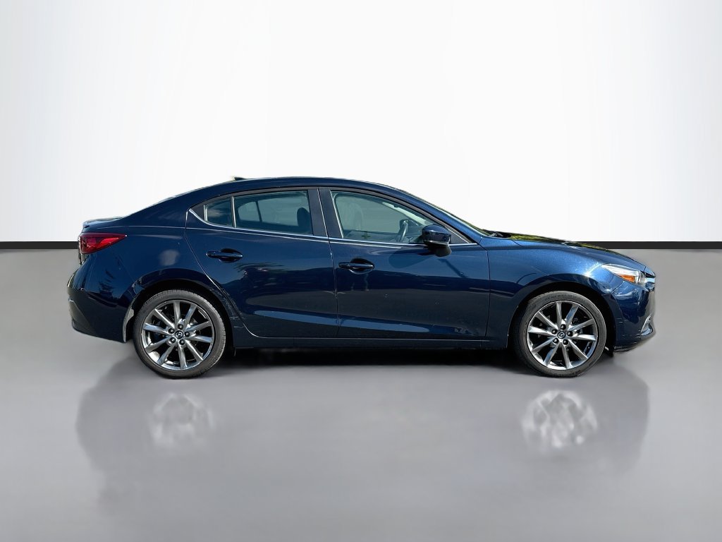 Used 2018 MAZDA MAZDA3 Touring FWD image 8
