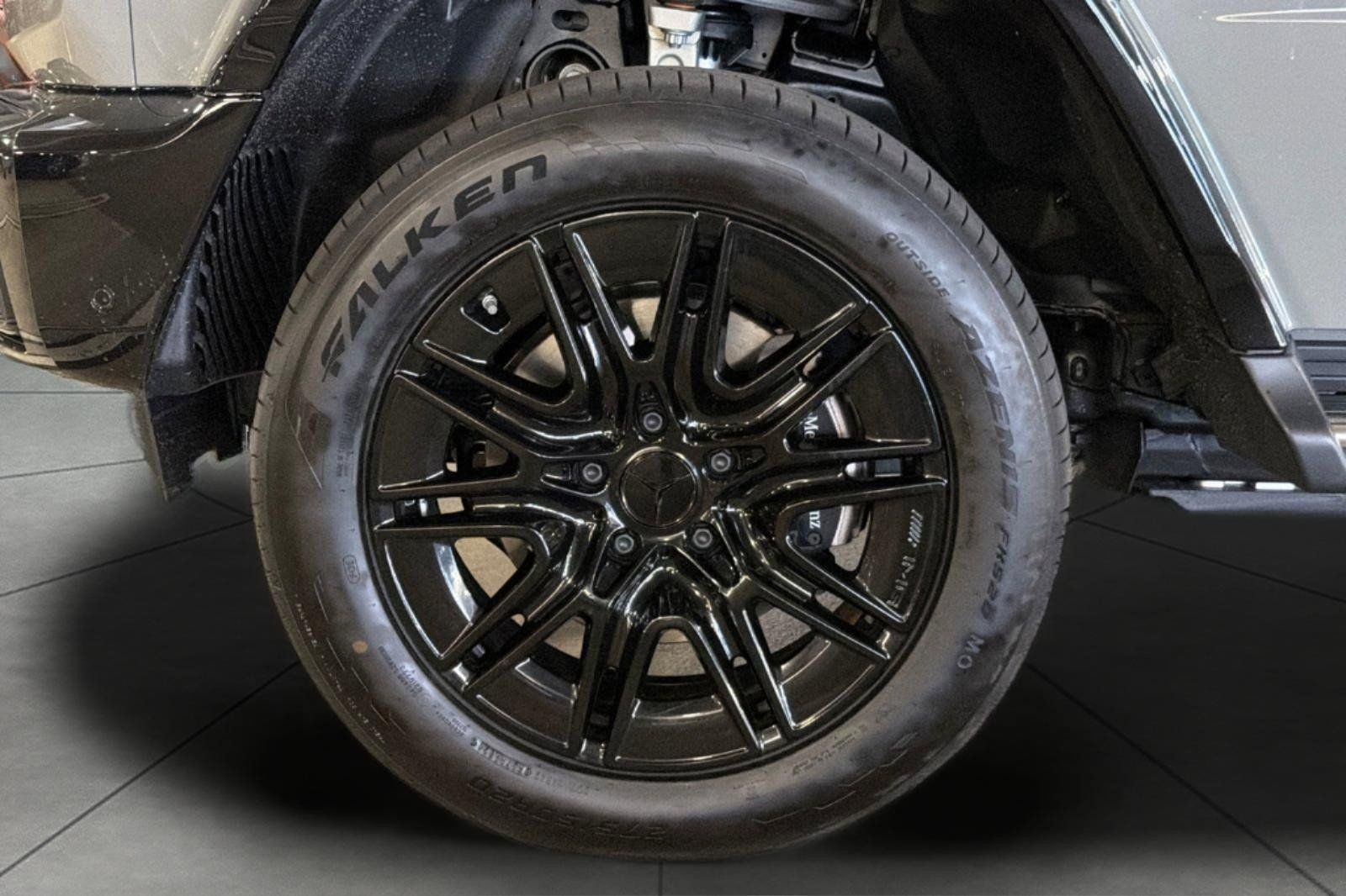 New 2027 Mercedes-Benz G 580 e image 26