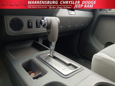 Used 2013 Nissan Frontier SV w/ SV Value Truck Pkg image 21