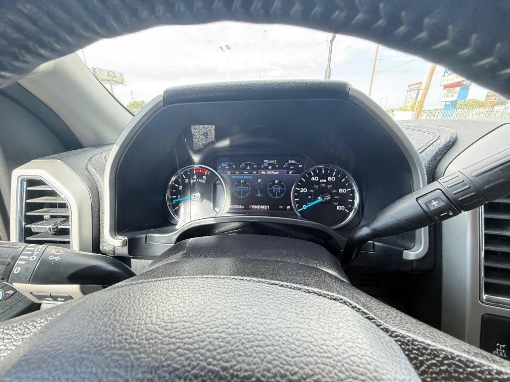 Used 2018 Ford F250 Lariat w/ Lariat Ultimate Package AWD/4WD image 27