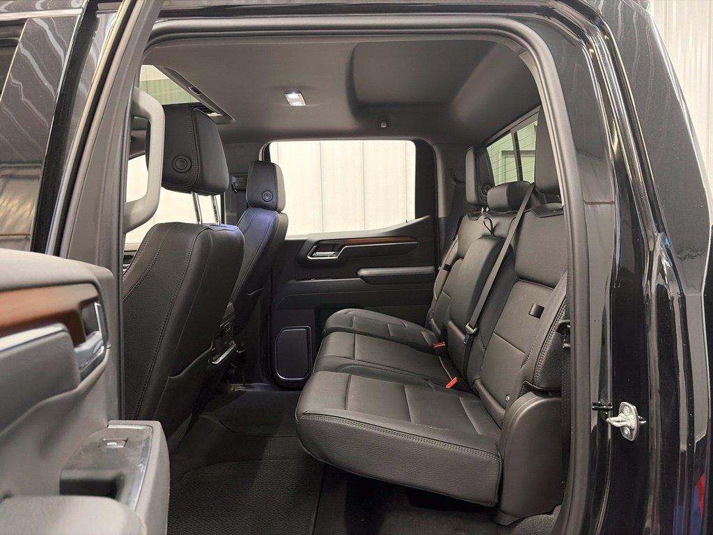 Used 2025 GMC Sierra 1500 Denali AWD/4WD image 21