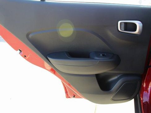 New 2025 Hyundai Venue SEL image 14