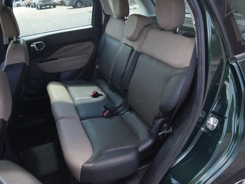 Used 2014 FIAT 500L Lounge FWD image 7