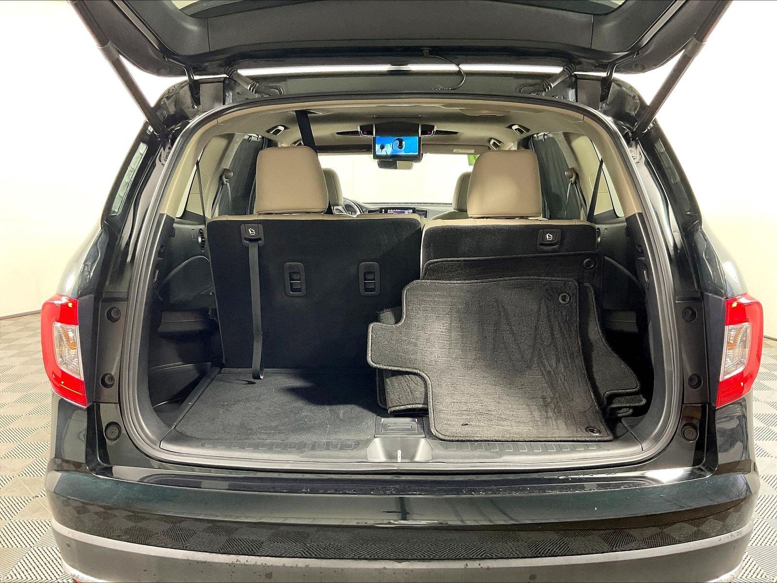 Used 2020 Honda Pilot Touring image 40