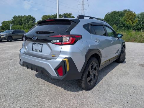 Used 2024 Subaru Crosstrek 2.5i Sport w/ Crosstrek Mirror Package AWD/4WD image 8