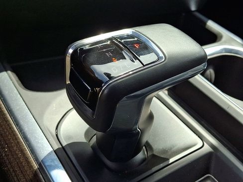 Used 2024 Chevrolet Silverado 1500 LT Trail Boss w/ Protection Package AWD/4WD image 16
