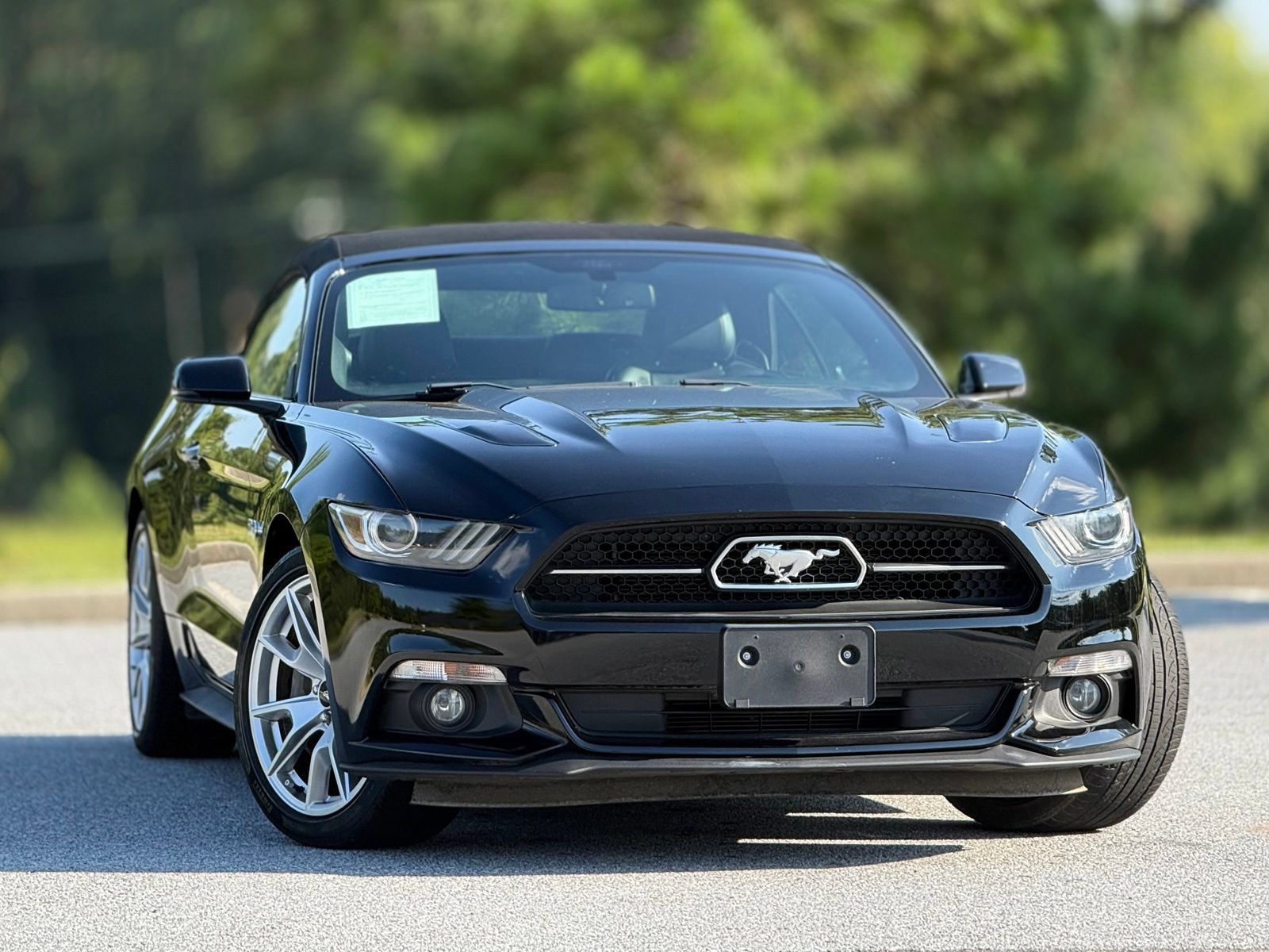 Used 2015 Ford Mustang GT Premium w/ Equipment Group 401A RWD image 4