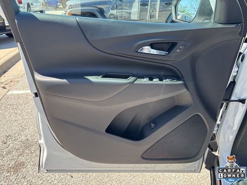 Used 2021 Chevrolet Equinox LT FWD image 55