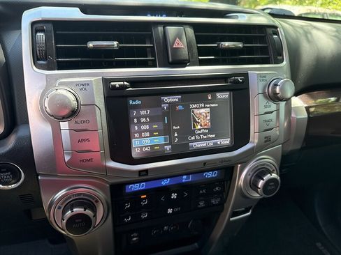 Used 2014 Toyota 4Runner Limited AWD/4WD image 33
