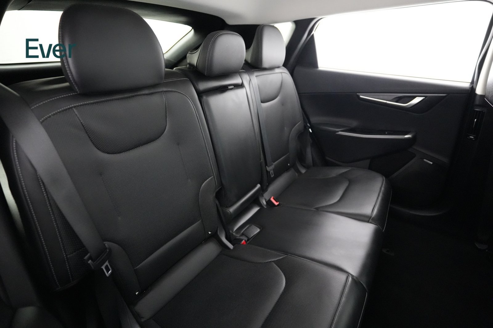 Used 2023 Kia EV6 Wind RWD image 5