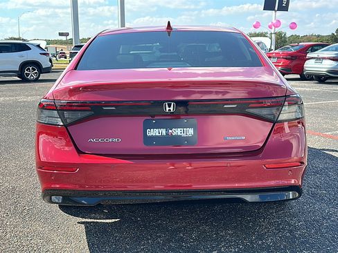 Used 2023 Honda Accord EX-L image 7