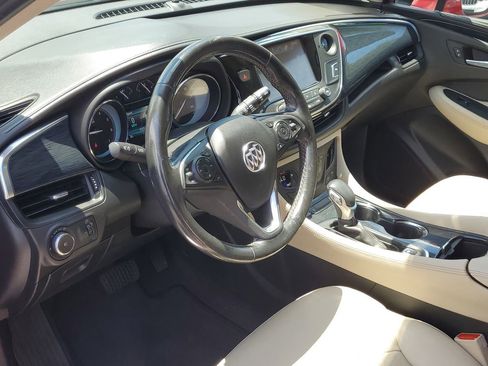 Used 2017 Buick Envision Essence FWD image 18