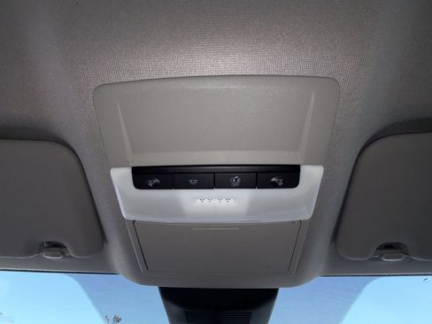 Used 2024 Nissan Sentra SV FWD image 19