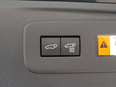 Used 2025 Lexus GX 550 w/ Accessory Package (Z1) AWD/4WD image 11