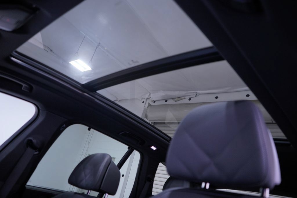 Used 2026 BMW X5 sDrive40i RWD image 19