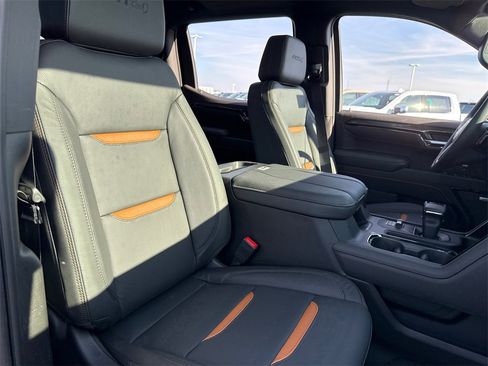 New 2026 GMC Sierra 1500 AT4 w/ AT4 Premium Package image 39
