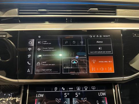 Used 2025 Audi A8 L 3.0T AWD/4WD image 20
