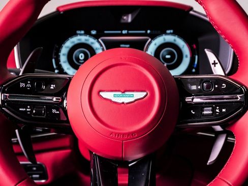 New 2026 Aston Martin DBX 707 image 25