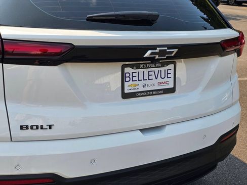 New 2027 Chevrolet Bolt LT w/ Comfort Package FWD image 14