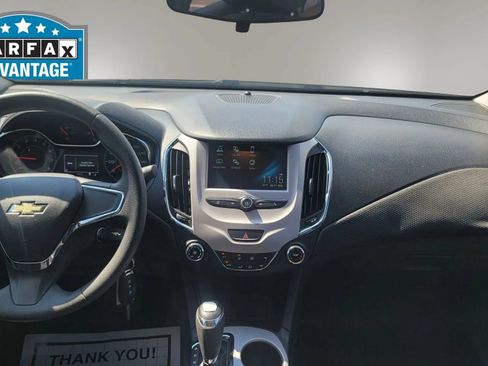 Used 2016 Chevrolet Cruze LS FWD image 17