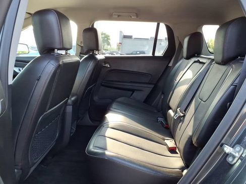 Used 2017 GMC Terrain SLT w/ Driver Alert Package I AWD/4WD image 9