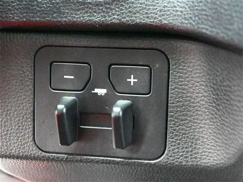 Used 2023 Toyota Tundra SR5 image 7