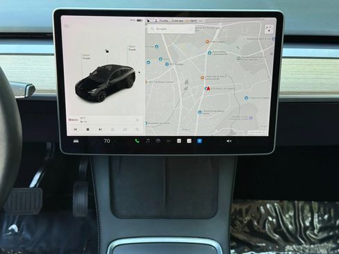 Used 2021 Tesla Model Y Long Range AWD/4WD image 20