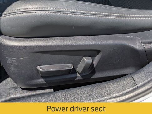 Used 2023 Lexus IS 300 w/ Comfort Package RWD image 17