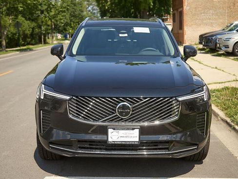 New 2025 Volvo XC90 B6 Plus w/ Protection Package image 5