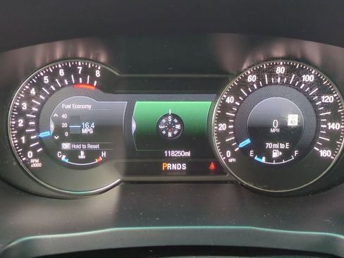 Used 2016 Ford Explorer Platinum image 37