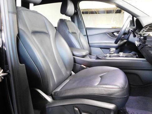 Used 2019 Audi Q7 3.0T Premium w/ Convenience Package image 19