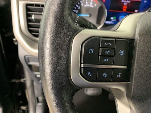 Used 2024 Ford Expedition XLT image 21