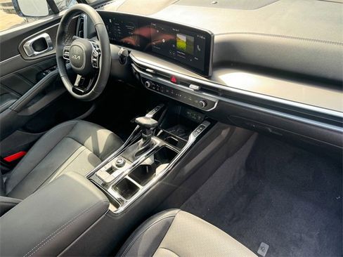 Certified 2024 Kia Sorento SX image 24