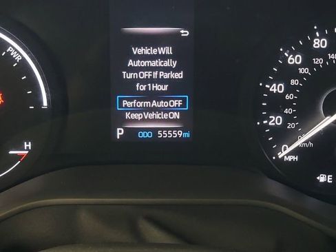 Used 2024 Toyota Sienna XLE image 2