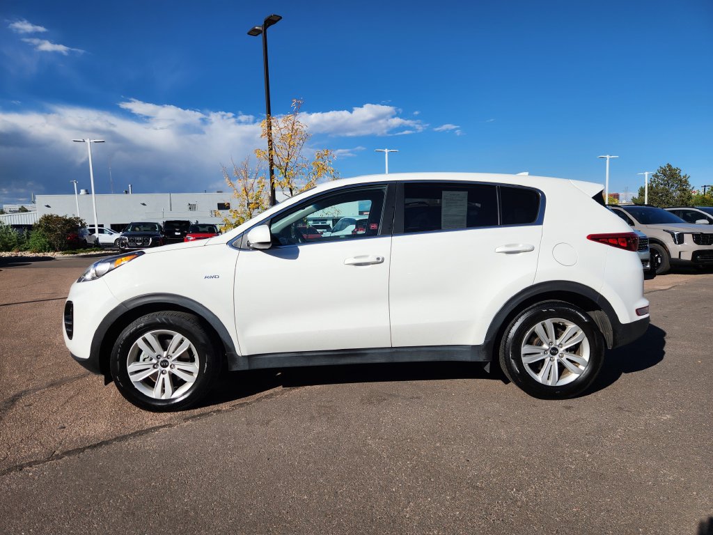 Used 2017 Kia Sportage LX AWD/4WD image 4