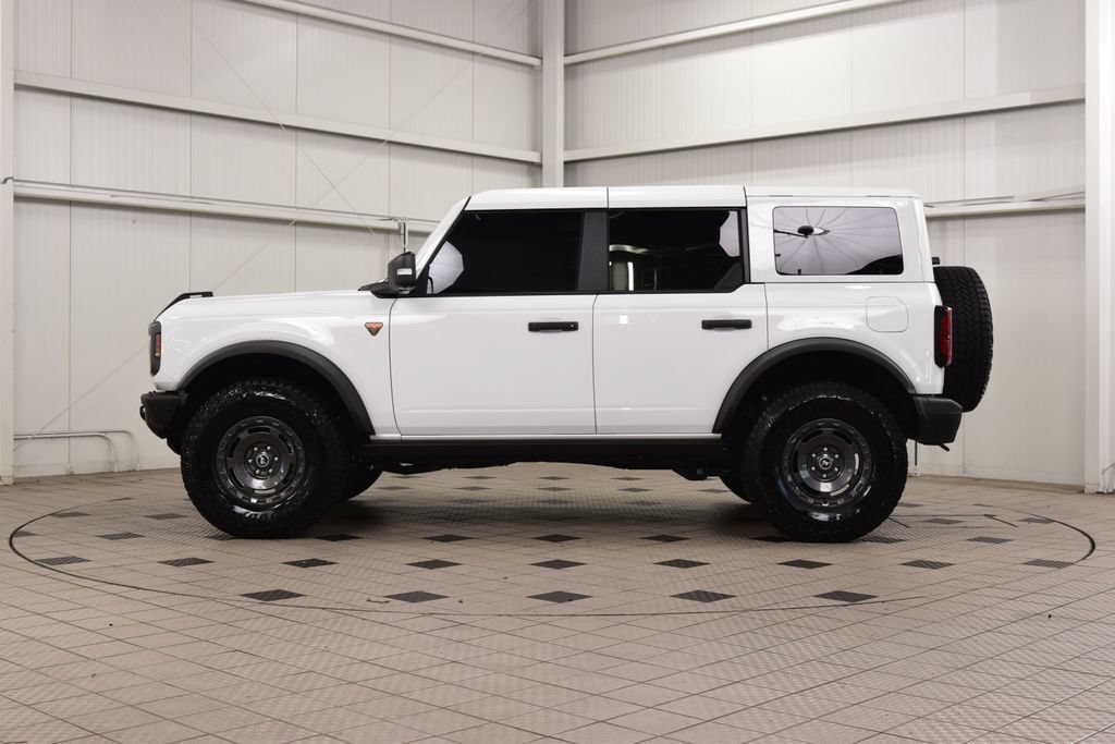 Used 2025 Ford Bronco Badlands AWD/4WD image 4