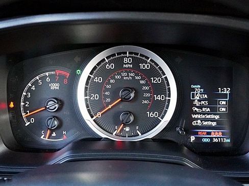 Used 2022 Toyota Corolla Cross L image 31