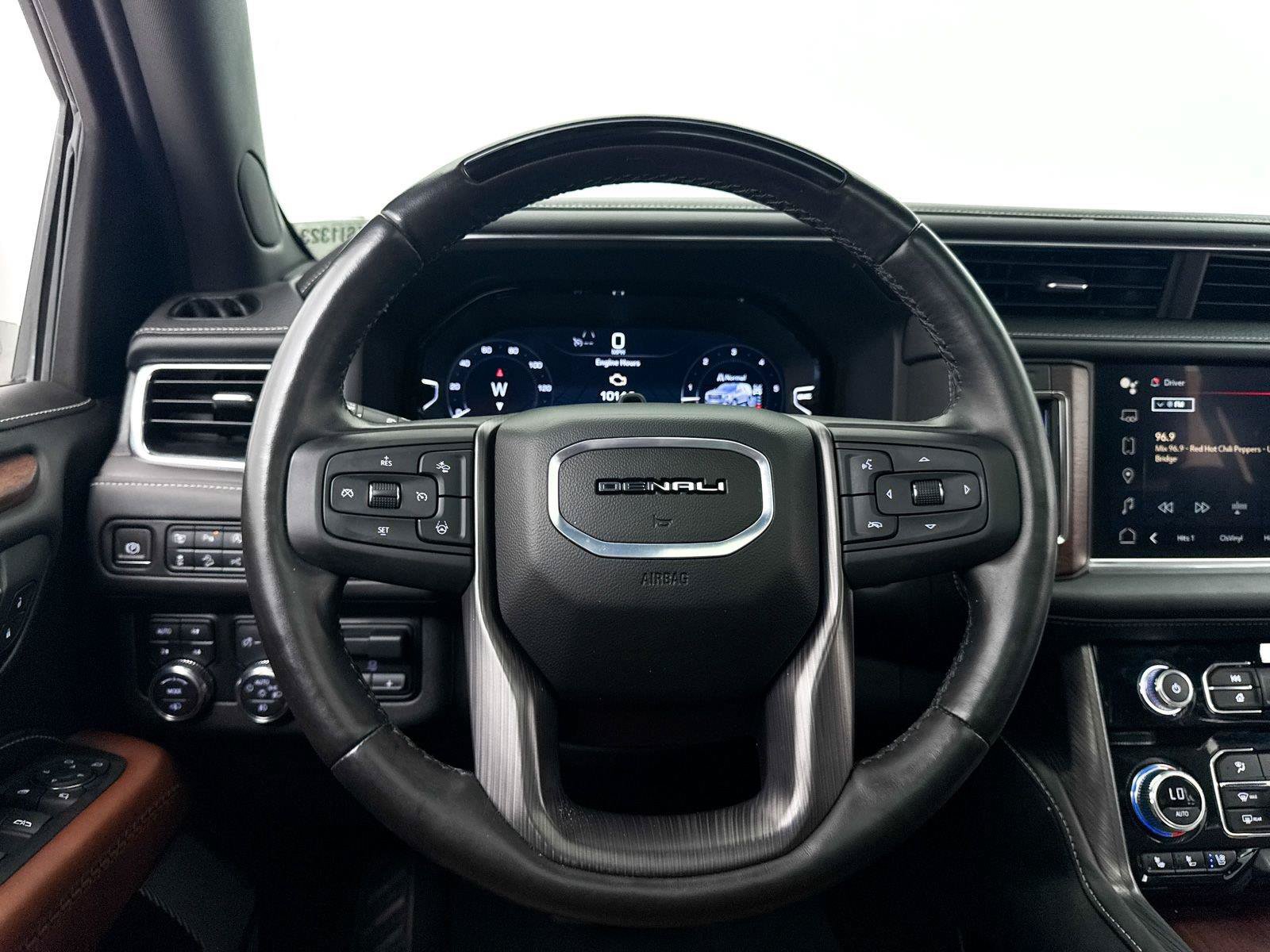 Used 2024 GMC Yukon Denali Ultimate AWD/4WD image 36