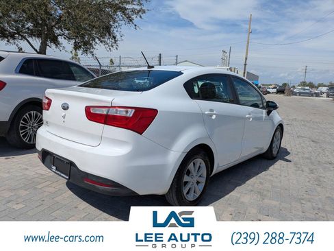 Used 2013 Kia Rio EX w/ Convenience Pkg image 3