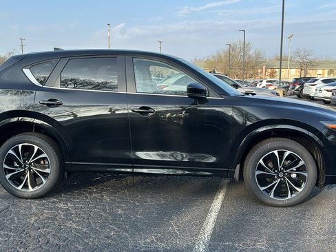 New 2025 MAZDA CX-5 AWD 2.5 S w/ Preferred Package image 9