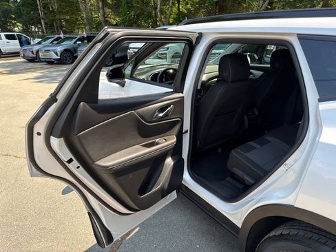 New 2025 Chevrolet Blazer LT w/ Midnight/Sport Edition image 29