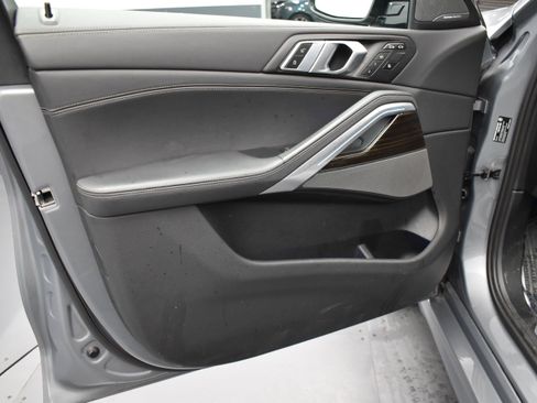 Used 2025 BMW X6 xDrive40i AWD/4WD image 5