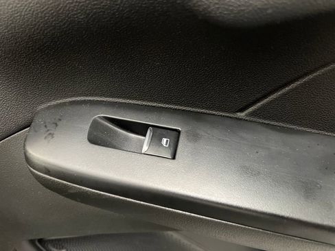 Used 2025 Ford Escape ST-Line AWD/4WD image 25