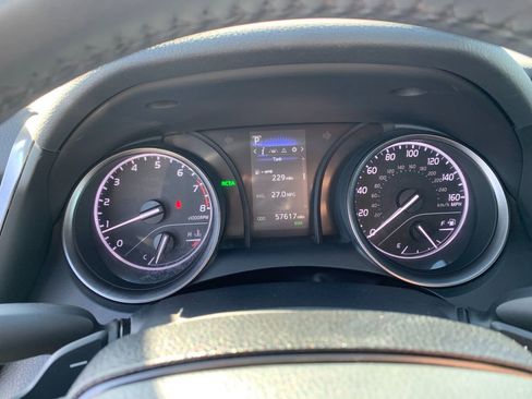 Used 2023 Toyota Camry SE w/ Convenience Package FWD image 29