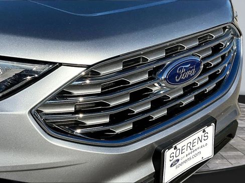 Used 2020 Ford Edge SEL image 23